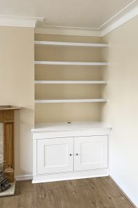 Traditional style bookcase with floating shelves