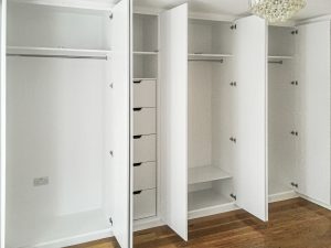 7 Plain Doors contemporary style Wardrobe