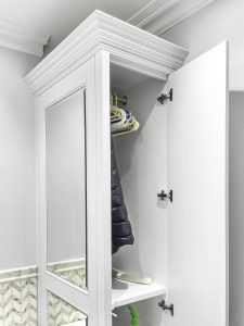 Bathroom wardrobes with mirrored false doors